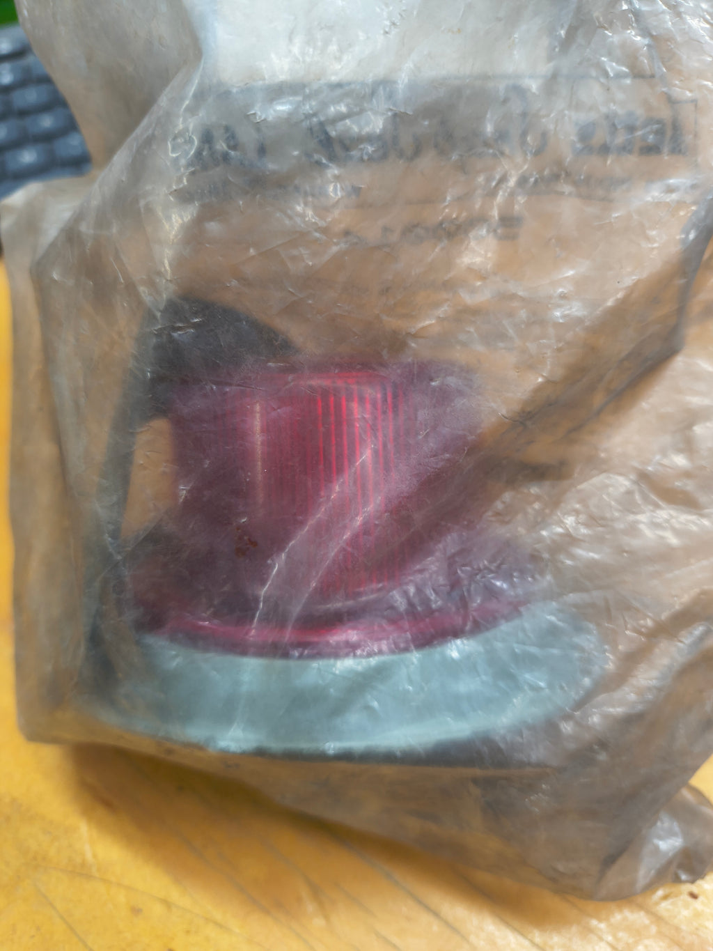 Red Snap Seal Lamp- 500014