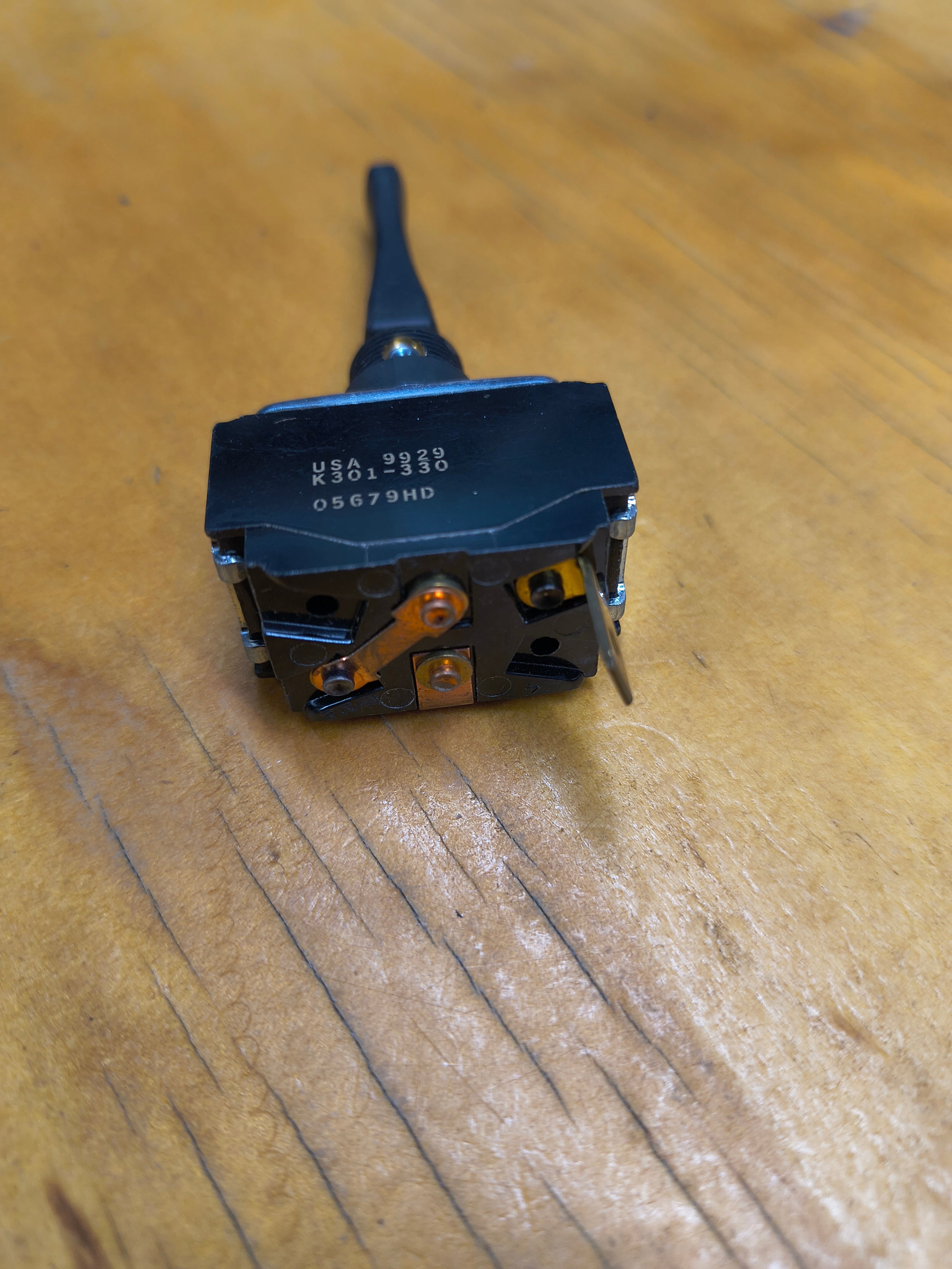 K301-330- Kenworth Momentary Toggle Switch W/ One Pole
